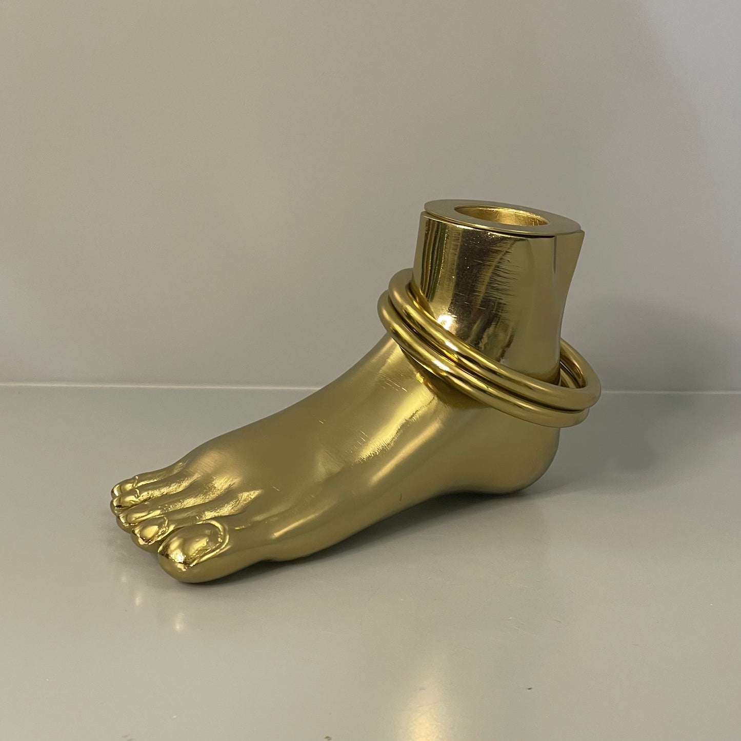 Short Foot Budvase